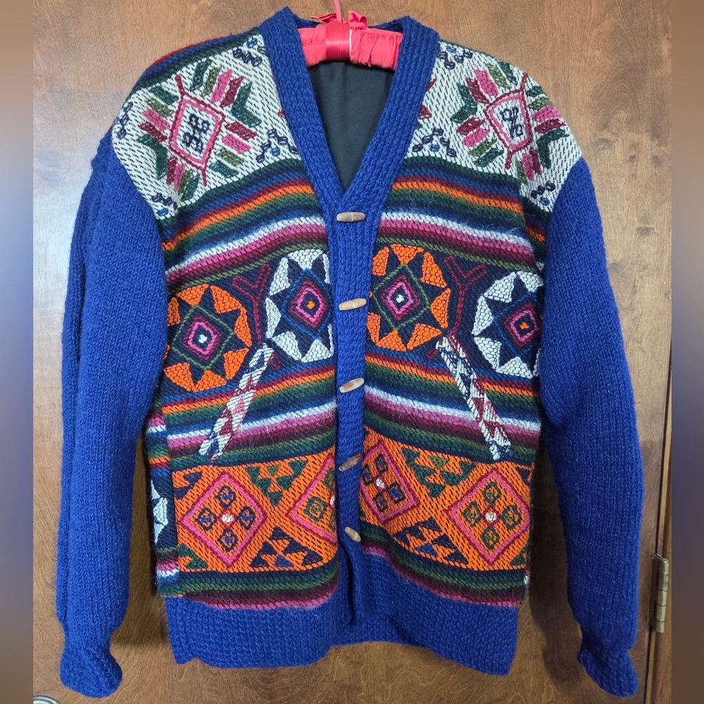 Vintage South American Hand Knit Wool Coat Lined Pockets Wood Buttons Tribal M/L